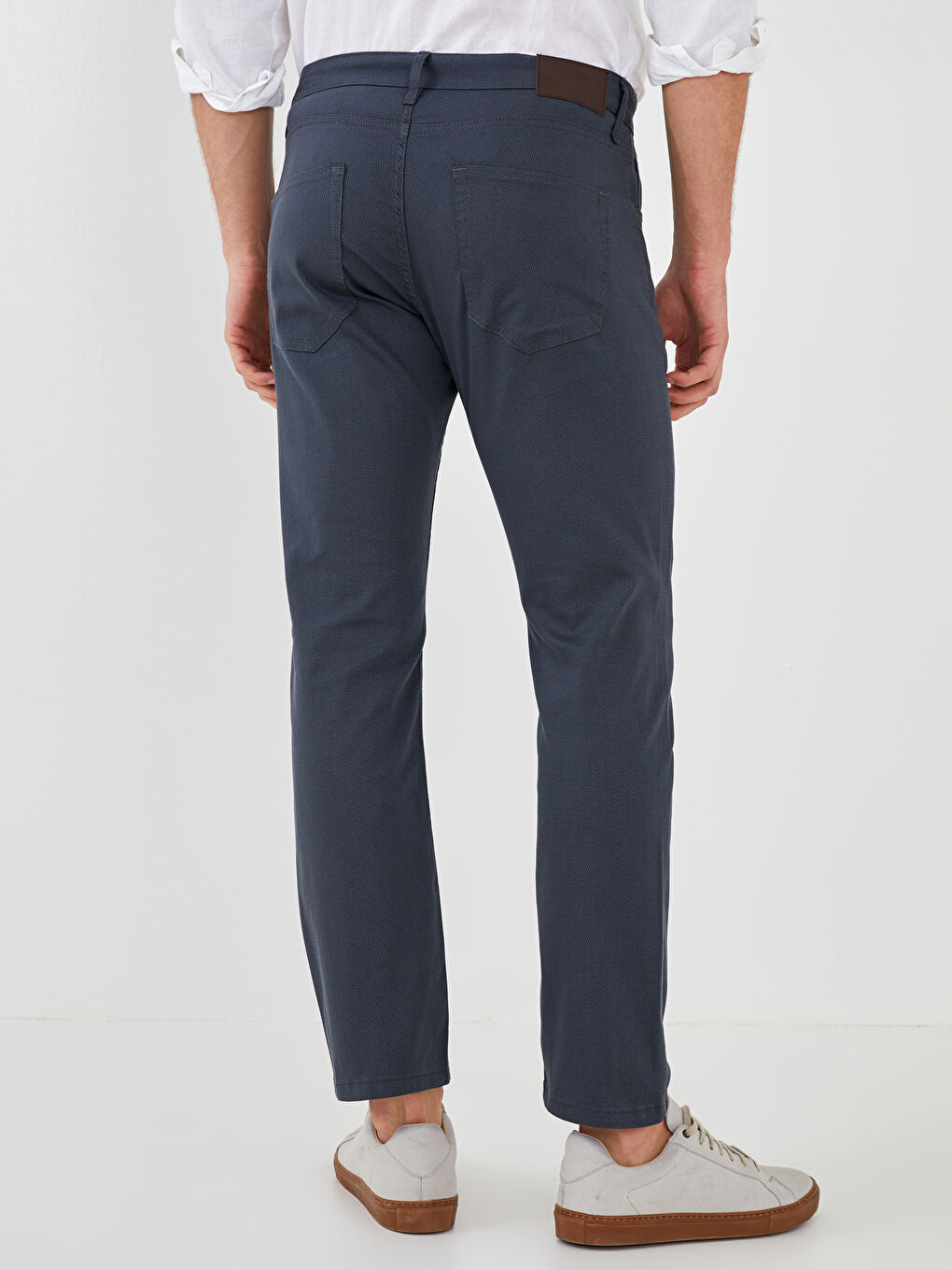 Брюки Мужские Фактурные Свободного Кроя Однотонные-2