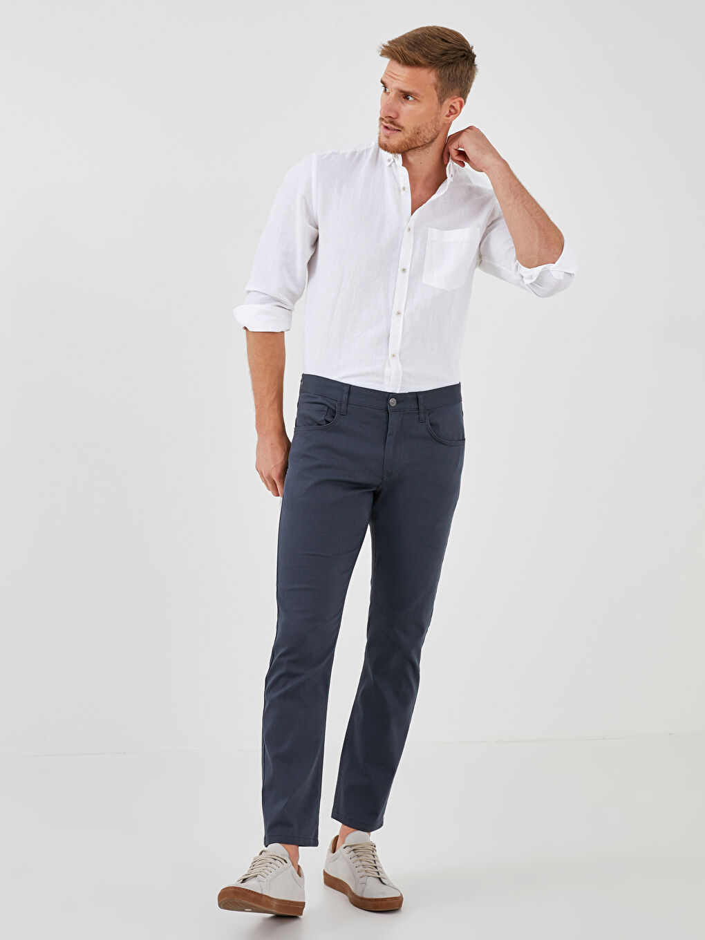 Брюки Мужские Фактурные Свободного Кроя Однотонные-3