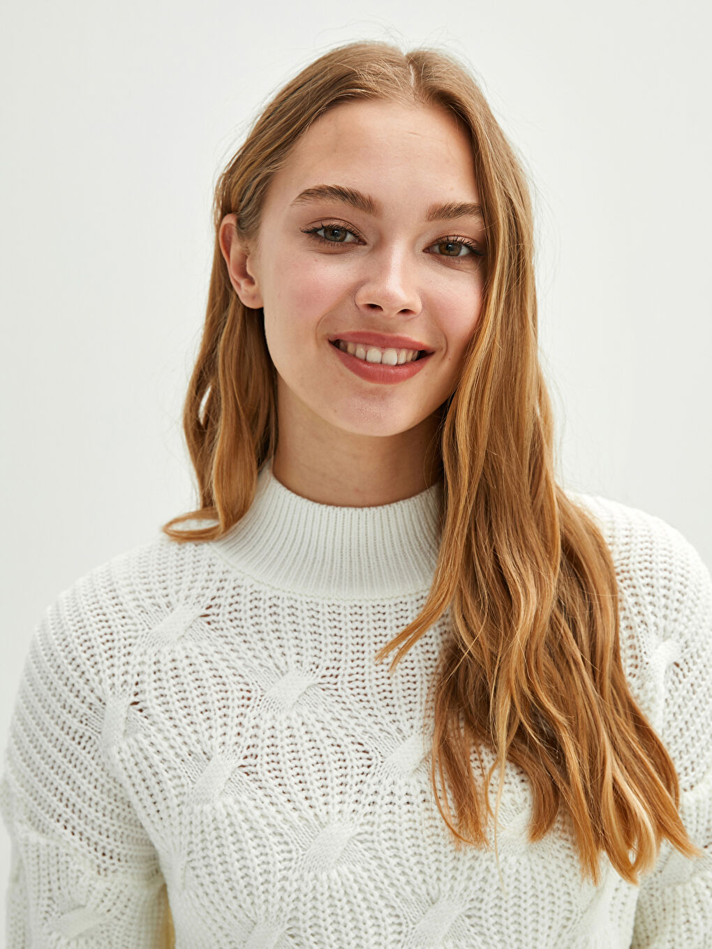 LCW Vision Half Turtleneck Self Patterned Long Sleeve Oversize Women's Knitwear Sweater -W11894Z8-FES