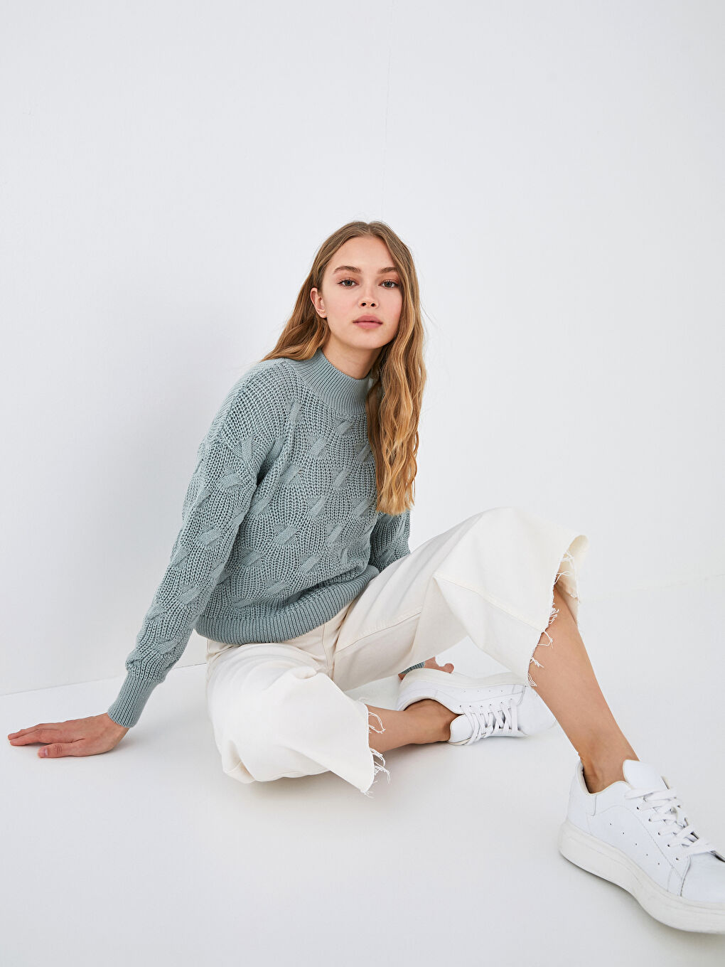 Свитер Женский Трикотажный Оверсайз С Узором и Длинными Рукавами, Полуводолазка-1