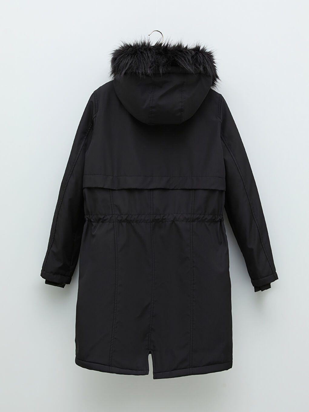 Siyah Kapüşonlu Düz Uzun Kollu Cep Detaylı Kalın Kadın Parka-7