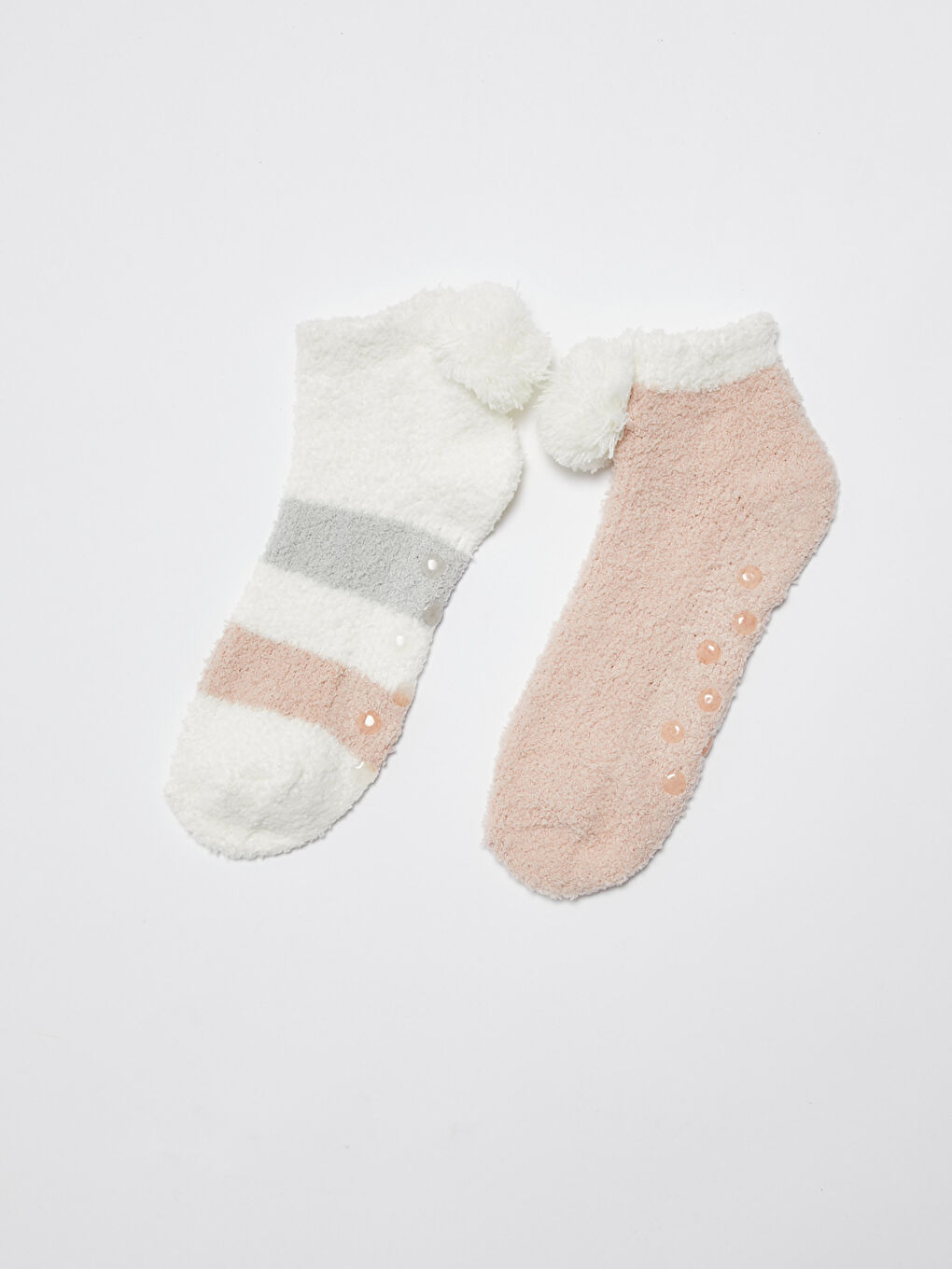 LCW DREAM Gemusterte Pompon-Details Damen-Haussocken 2er-Pack -W11979Z8-EEW