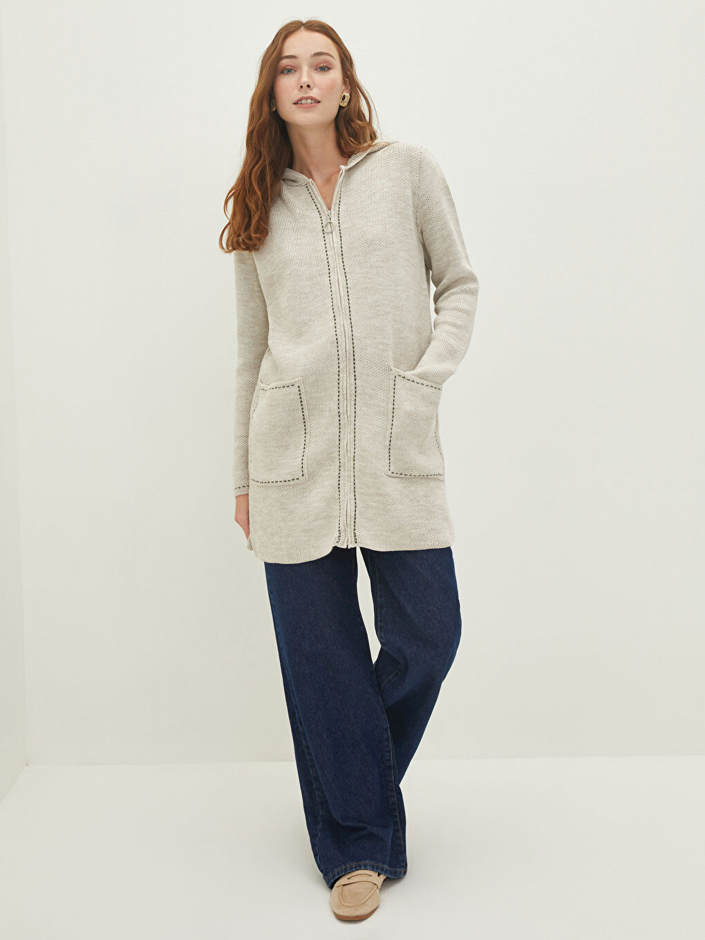 Bej Kapüşon Yaka Cep Detaylı Uzun Kollu Kadın Triko Hırka-2