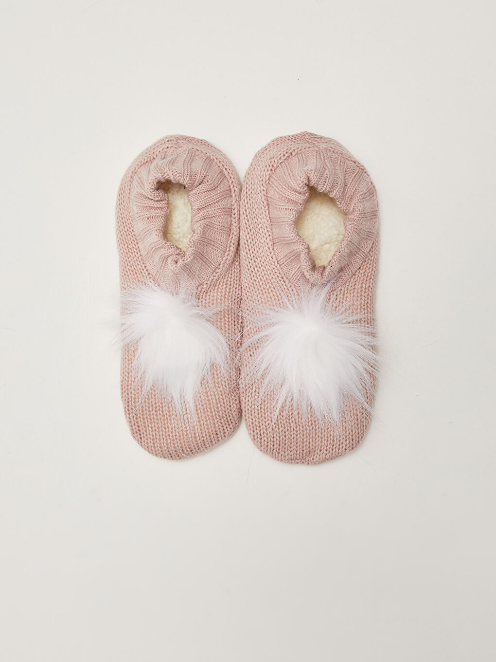 Lila Ponpon Detaylı Kaymaz Taban Kadın Ev Çorabı