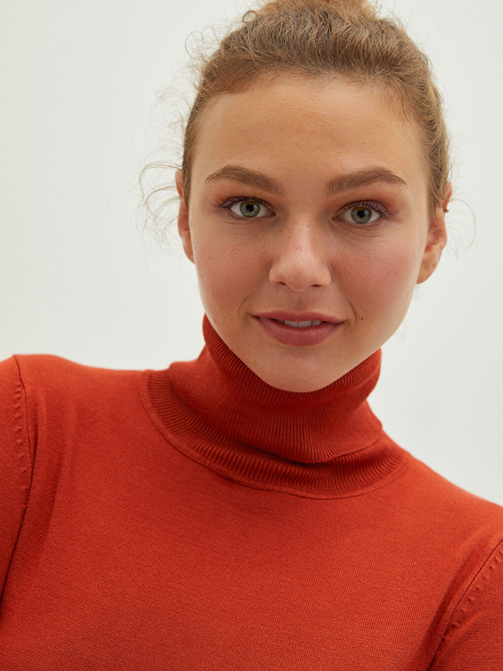 Pull-over Uni à Manches Longues pour Femmes en Tricot avec Col roulé-2