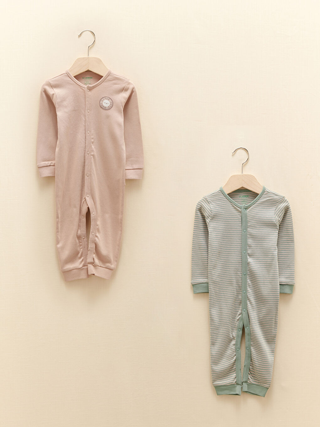 جمبسوت أطفال أولاد قطن مُخَطَّط برقبة دائرية وكم طويل - عبوة من قطعتين