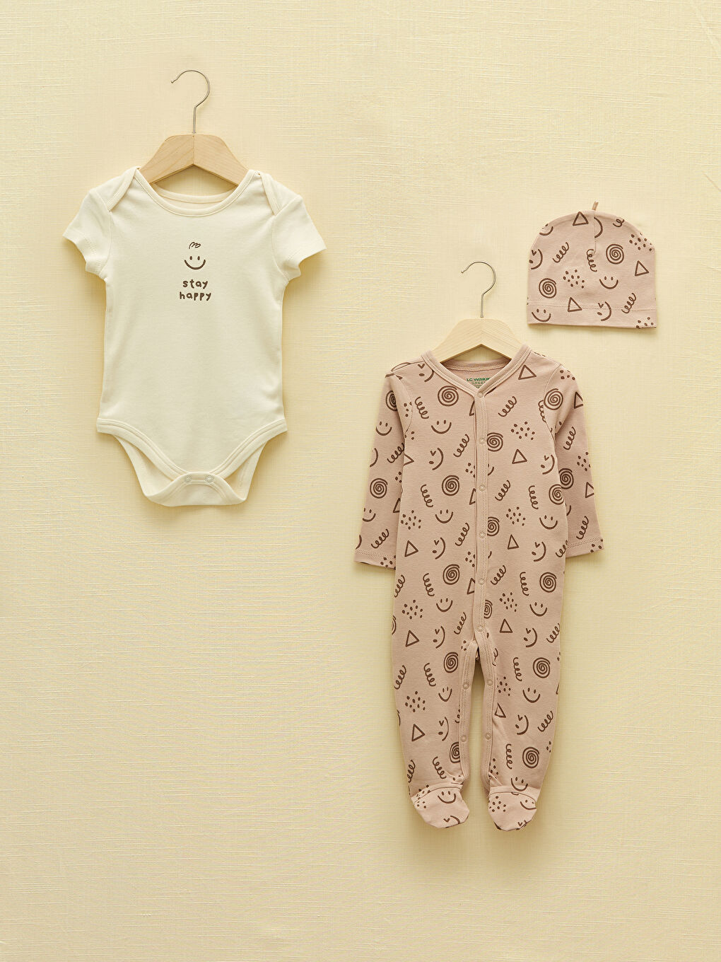 Printed Baby Boy Snapback Bodysuit and Beanie 3 Set