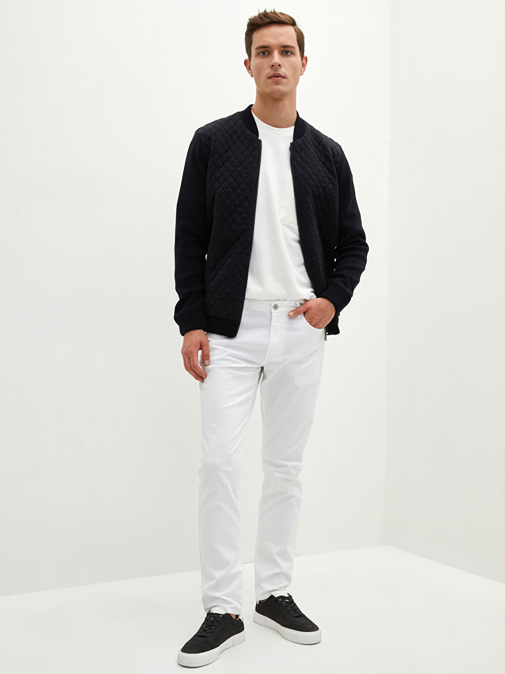 ерлерге арналған стандартты пішімдегі колледж жағалы трикотаж кардиган-2