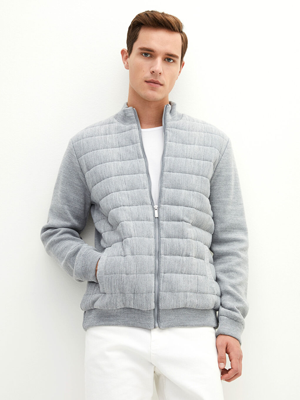 Bej Standart Kalıp Dik Yaka Kalın Erkek Triko Hırka-1