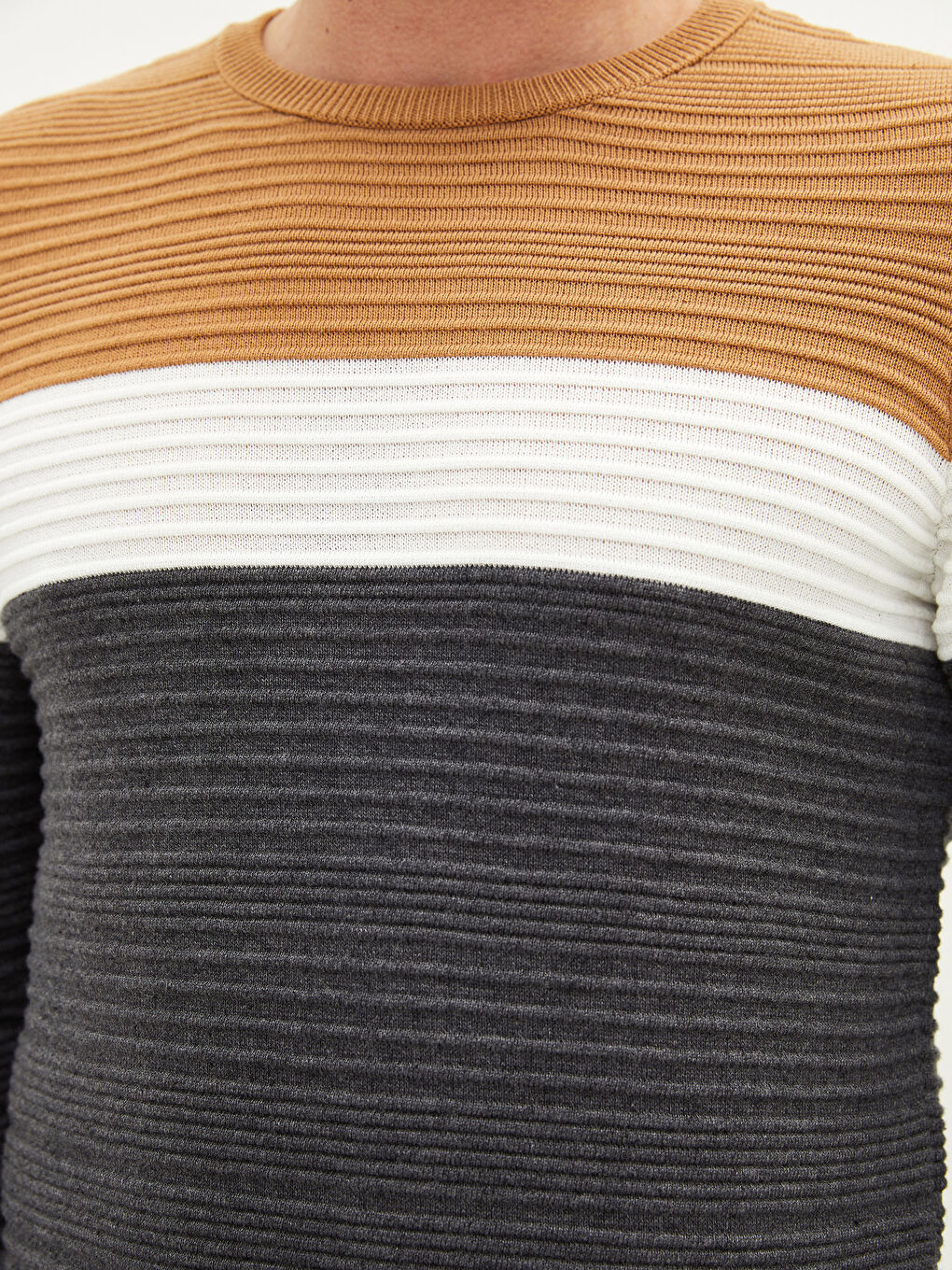 Bej Bisiklet Yaka Uzun Kollu Renk Bloklu Erkek Triko Kazak-3