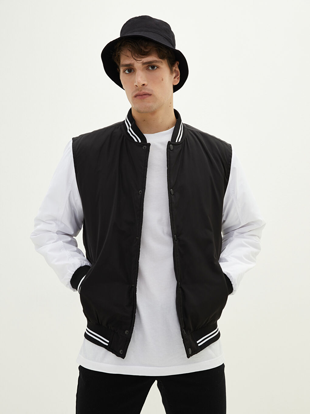 Siyah Standart Kalıp Kolej Yaka Erkek Bomber Ceket-4