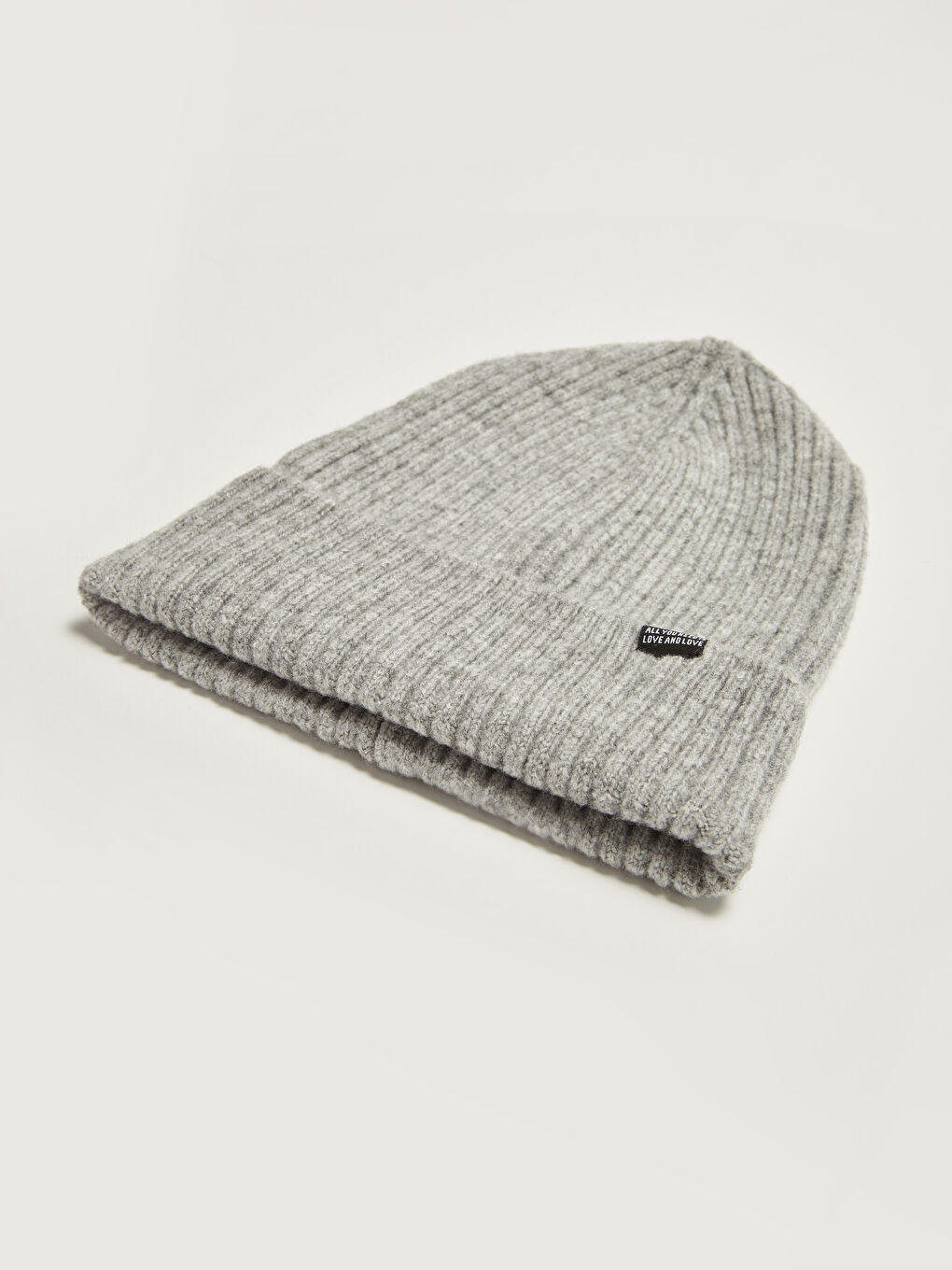 Gri Etiket Baskılı Kadın Triko Bere-3