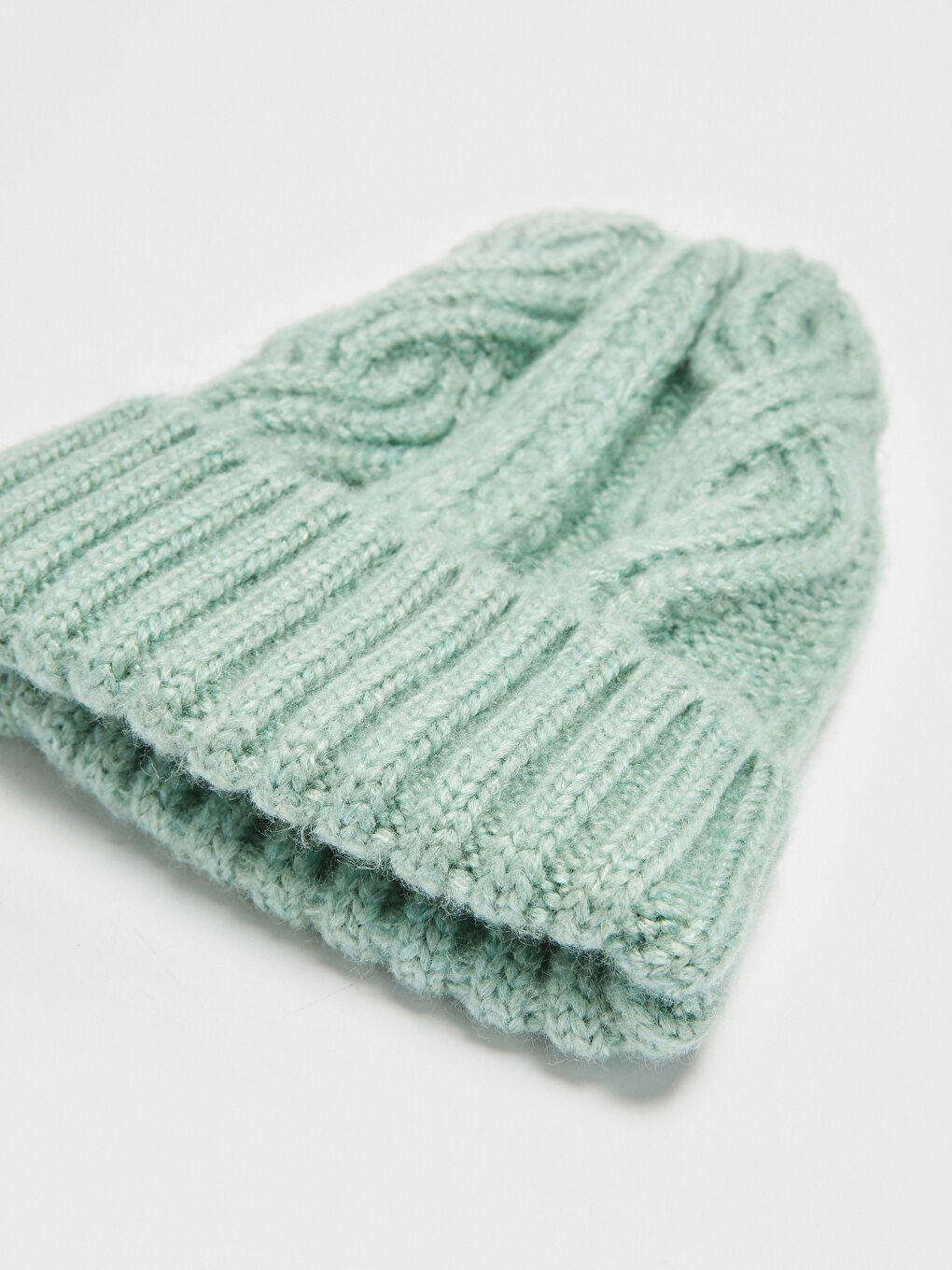 Yeşil Kadın Örgü Desenli Triko Bere-1