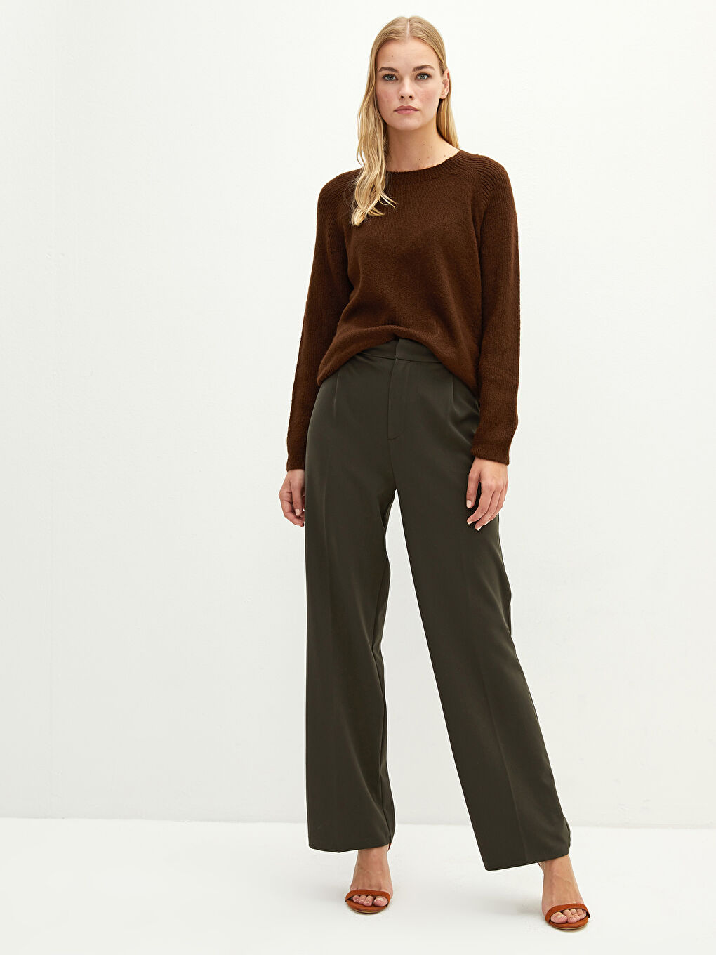Crew Neck Plain Long Sleeve Women's Knitwear Sweater-4