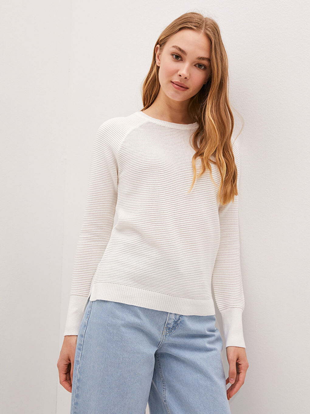 LCW Vision Rundhalsausschnitt Gestreifter Langarm Baumwollpullover für Damen -W12130Z8-D3W