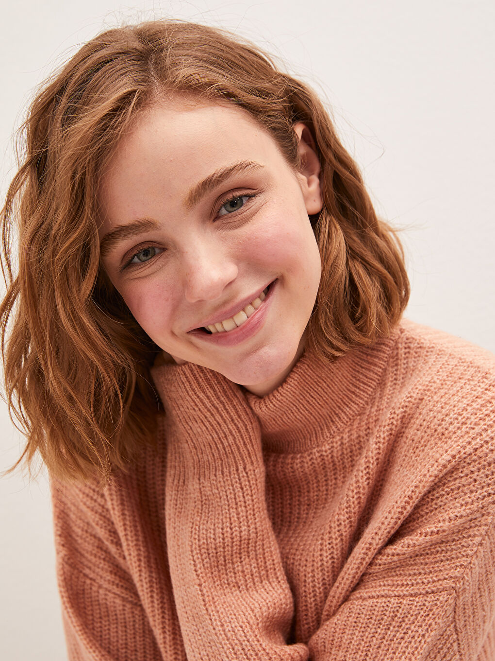 Pembe Yarım Balıkçı Yaka Düz Uzun Kollu Triko Kadın Tunik-2