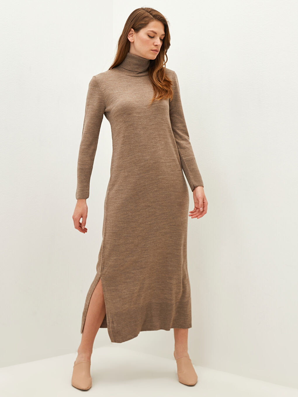 Kahverengi Balıkçı Yaka Düz Uzun Kollu Kadın Triko Elbise-1