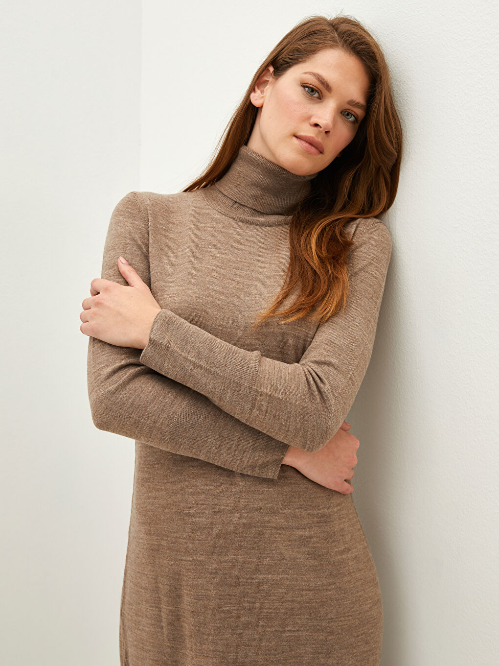 Kahverengi Balıkçı Yaka Düz Uzun Kollu Kadın Triko Elbise-2