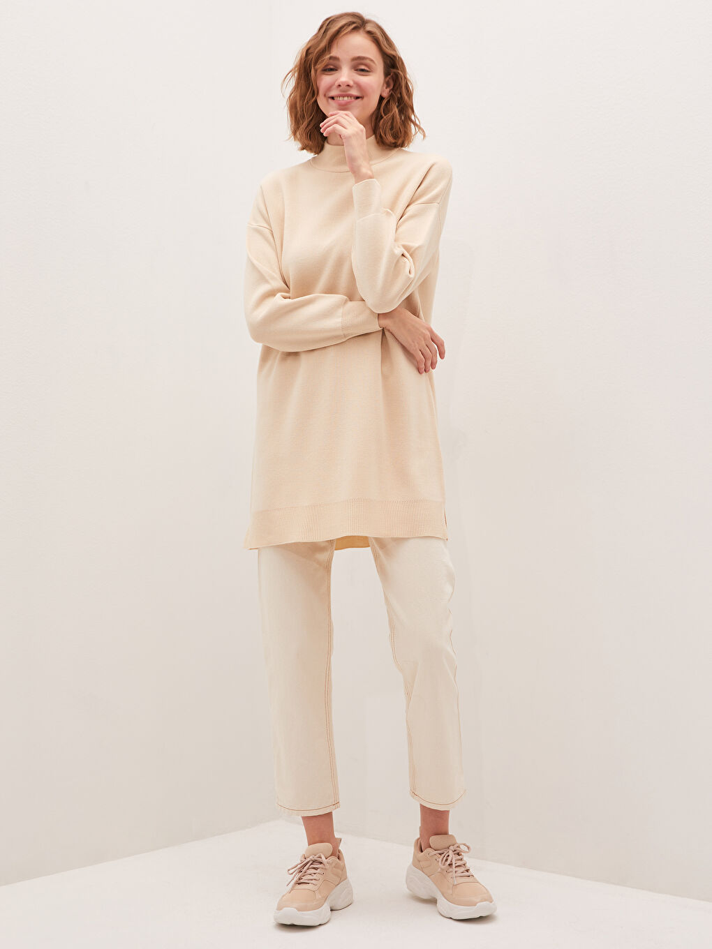 Tunique Femme En Tricot Surdimensionnée À Manches Longues Et Col Montant-1