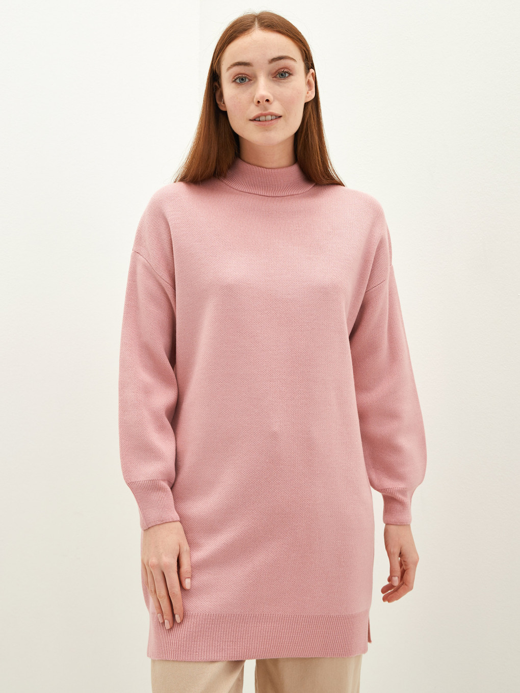 Pembe Yarım Balıkçı Yaka Düz Uzun Kollu Oversize Triko Kadın Tunik
