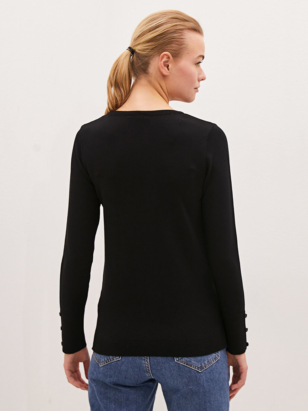 Crew Neck Straight Button Detailed Long Sleeve Women's Knitwear Sweater-4