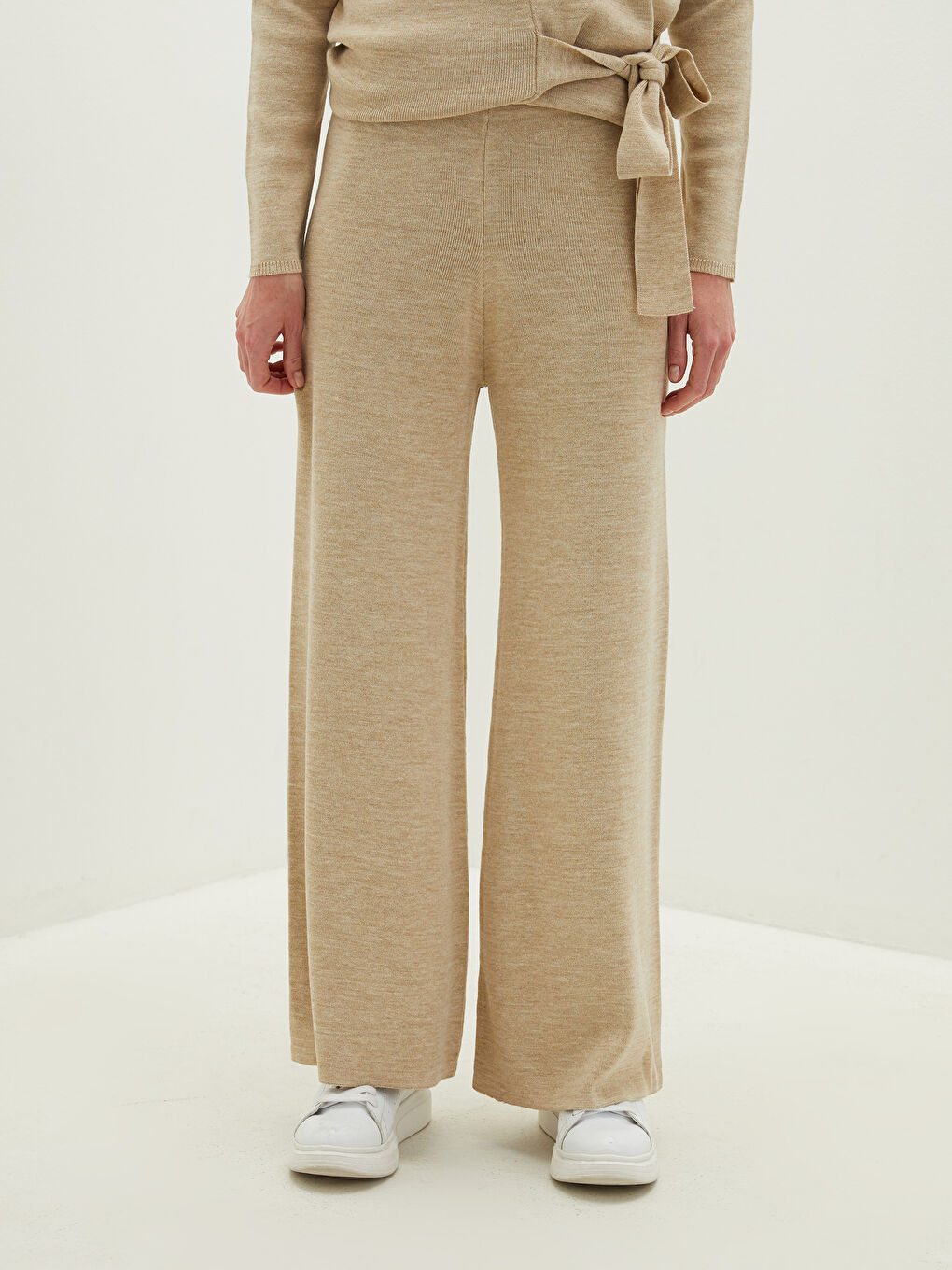 Bej Beli Lastikli Geniş Paça Kadın Triko Pantolon-2