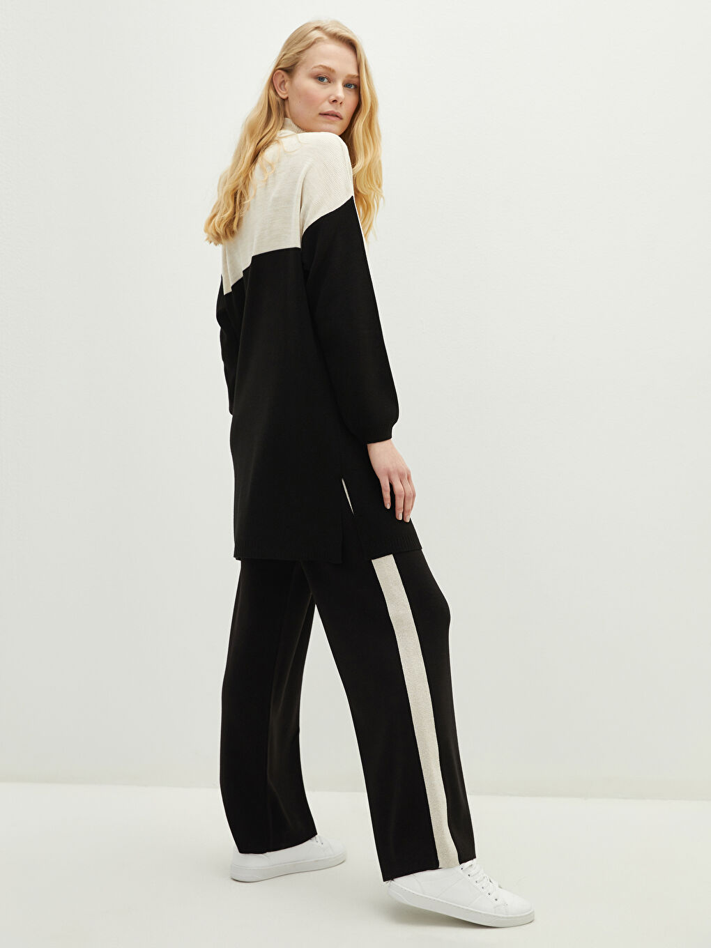 Siyah Renk Bloklu Bol Paça Kadın Triko Pantolon-2