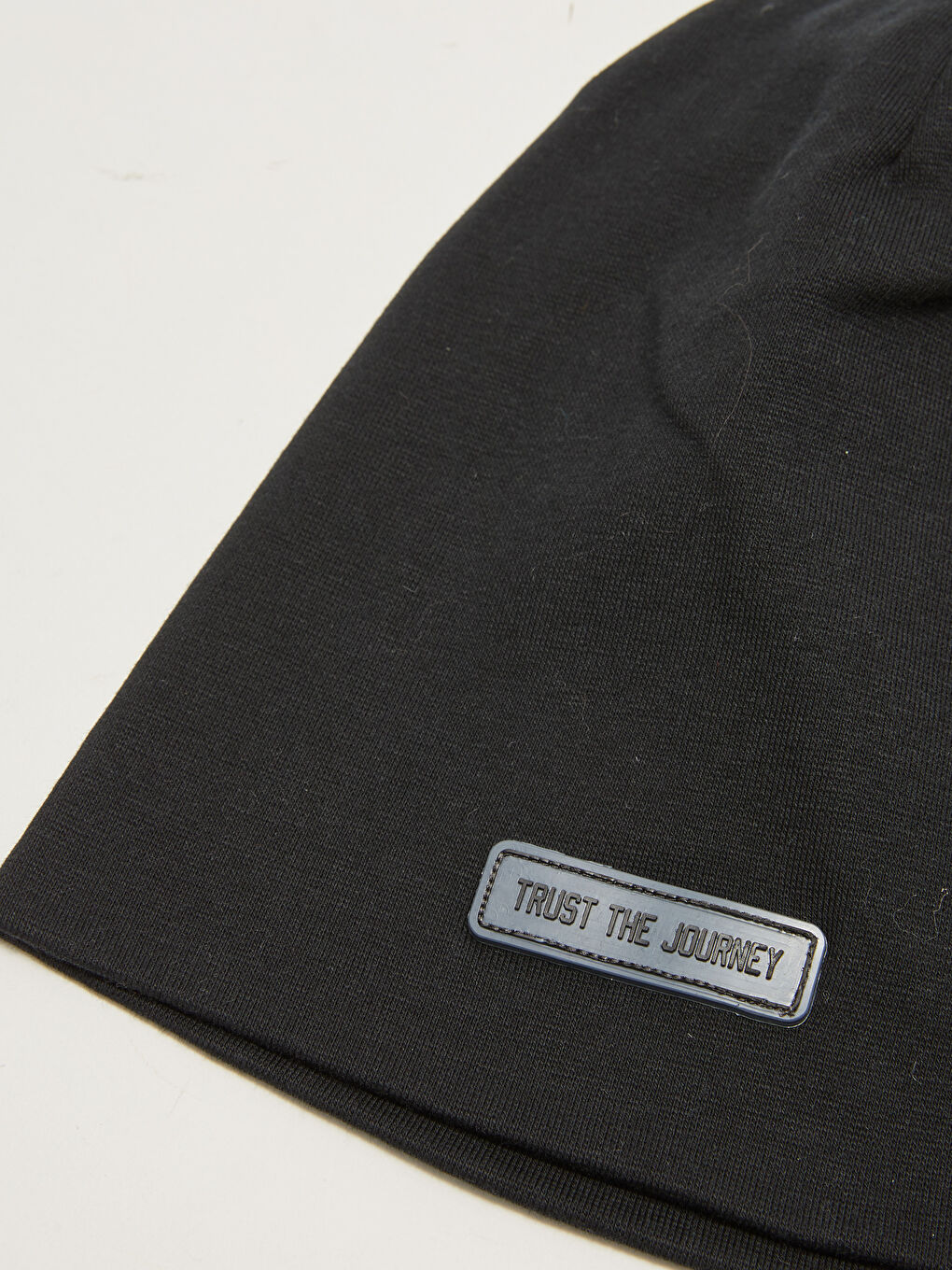 Siyah Yazı Baskılı Erkek Bere-7