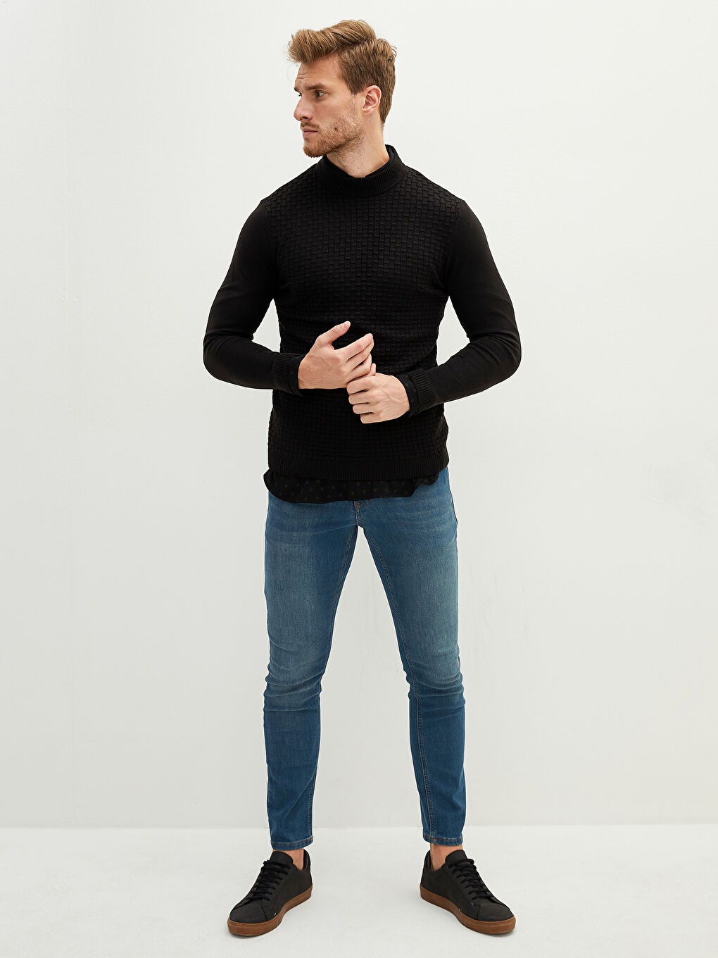 Siyah Yarım Balıkçı Yaka Uzun Kollu Desenli Erkek Triko Kazak-3