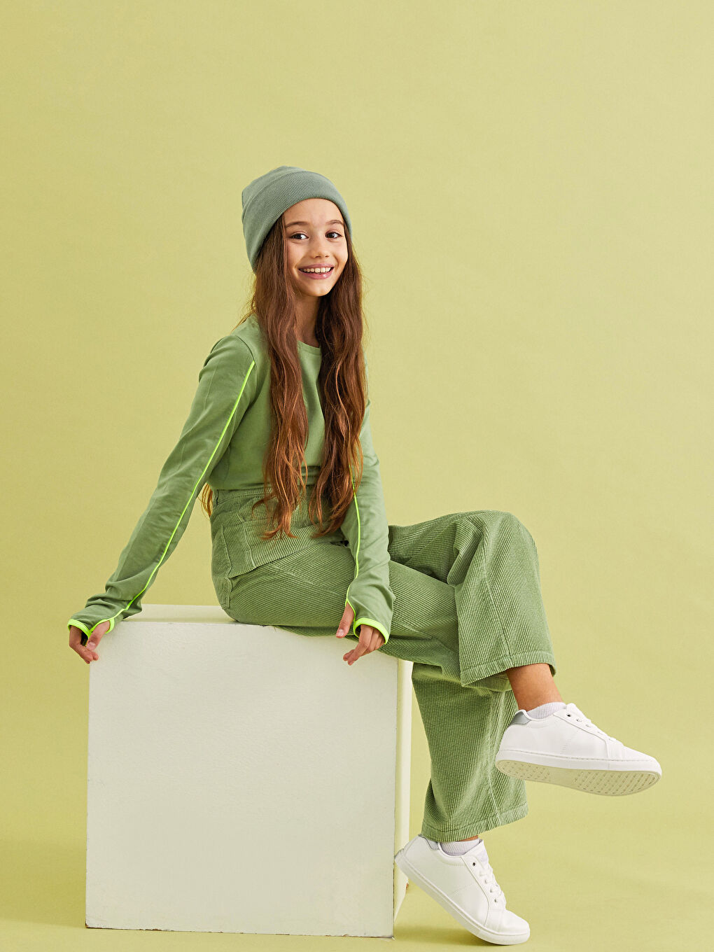 Elastic Waist Basic Bell-Bottoms Velvet Girl Trousers-2