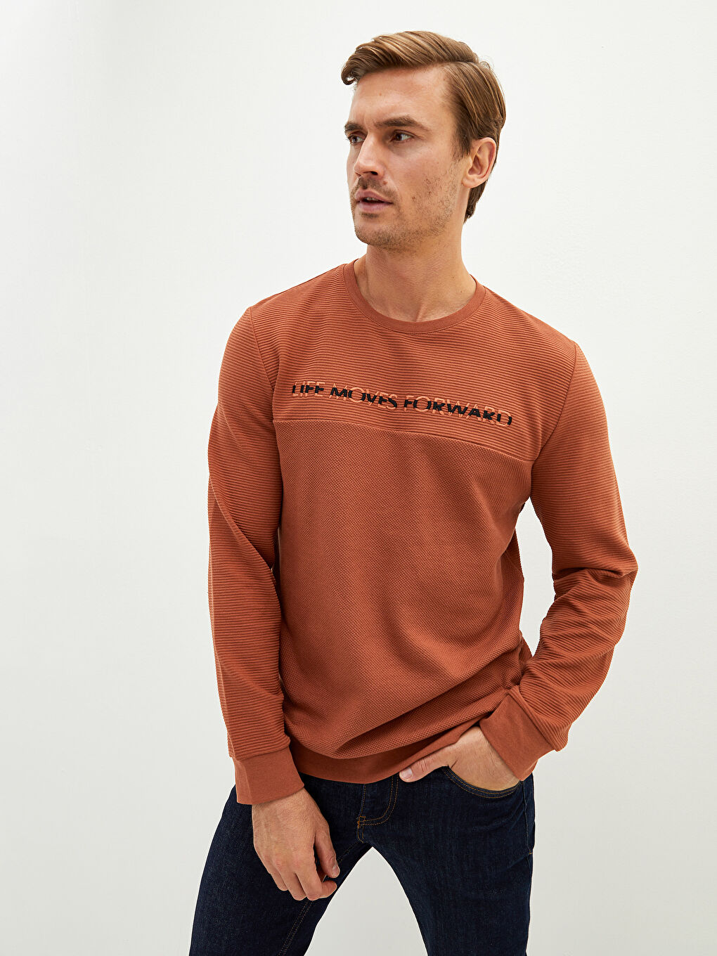 Світшот з круглим вирізом горловини, довгим рукавом і принтом для чоловіків-2