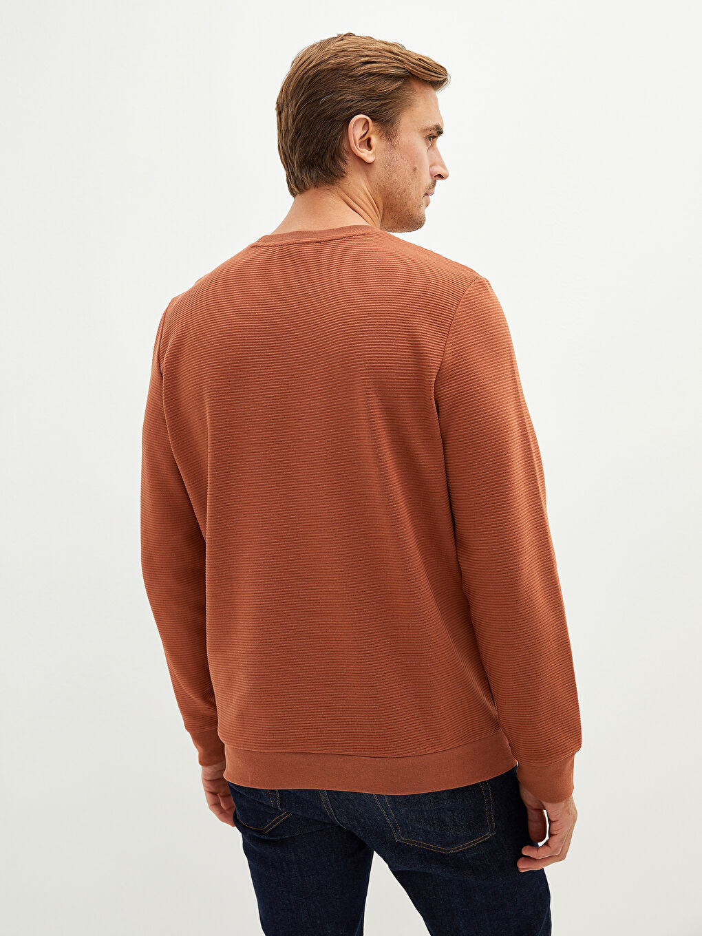 Світшот з круглим вирізом горловини, довгим рукавом і принтом для чоловіків-4