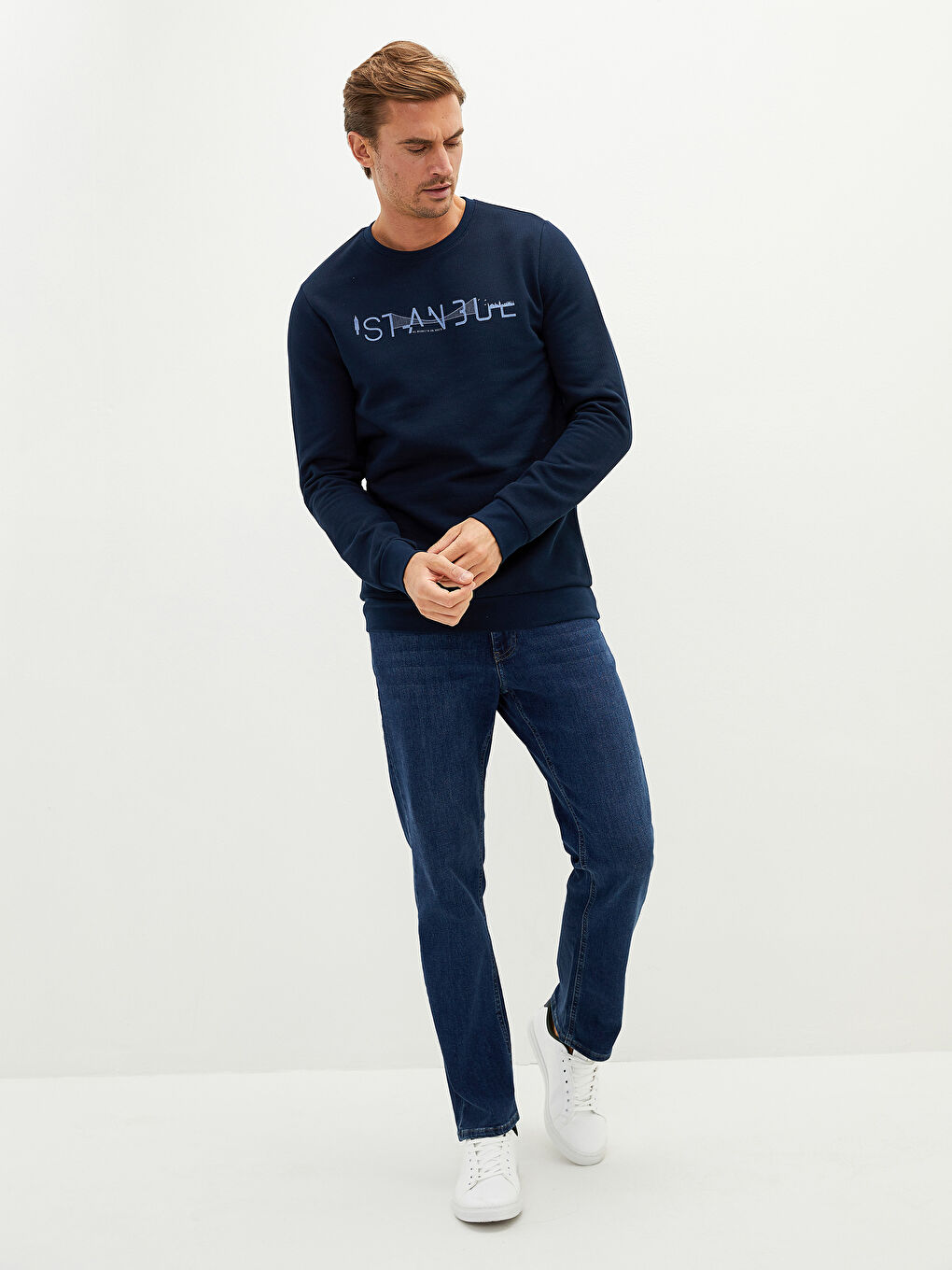 Lacivert Bisiklet Yaka Uzun Kollu İstanbul Baskılı Erkek Sweatshirt-3