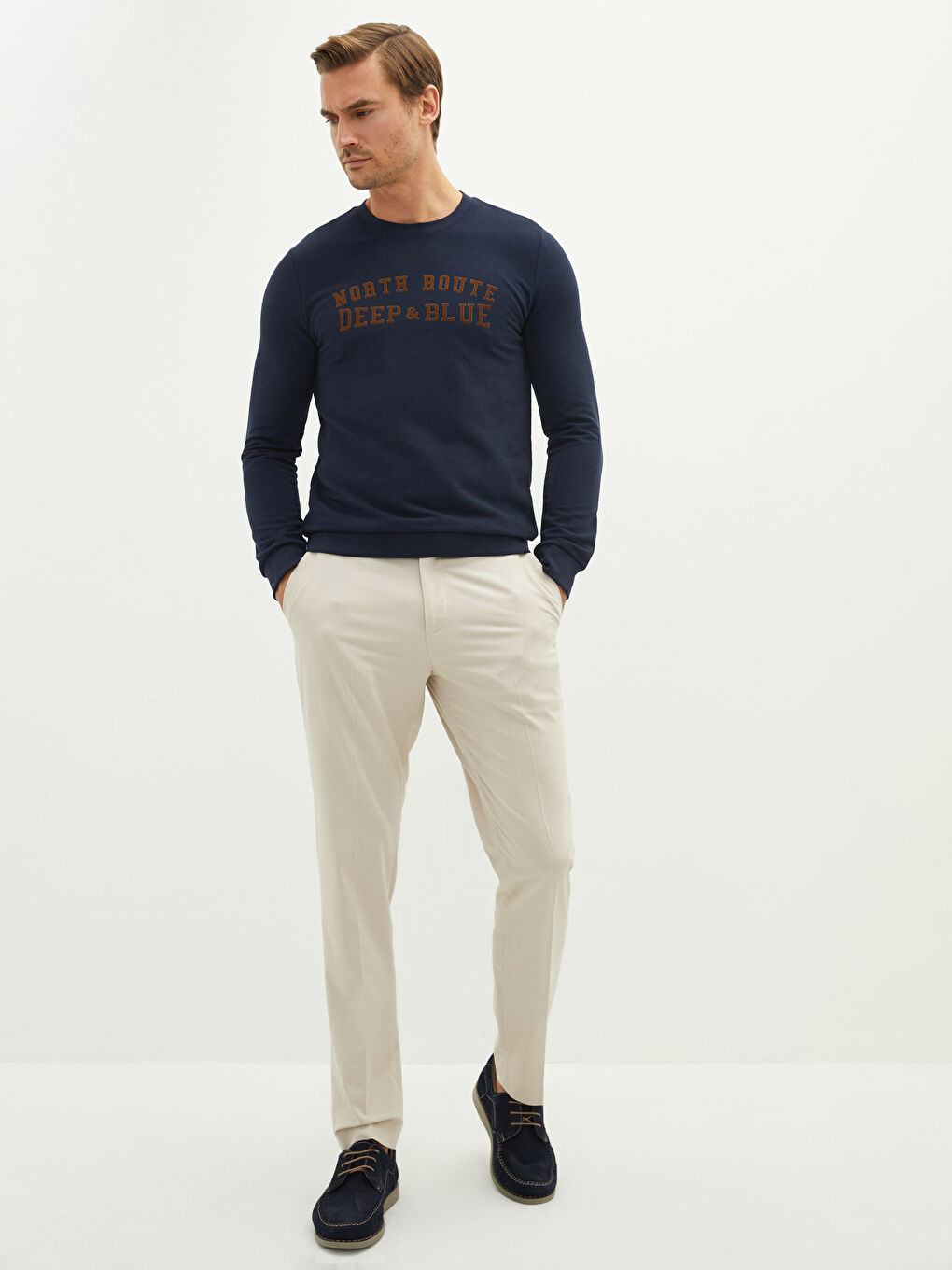 Crew Neck Long Sleeve Printed Men's Sweatshirt-1