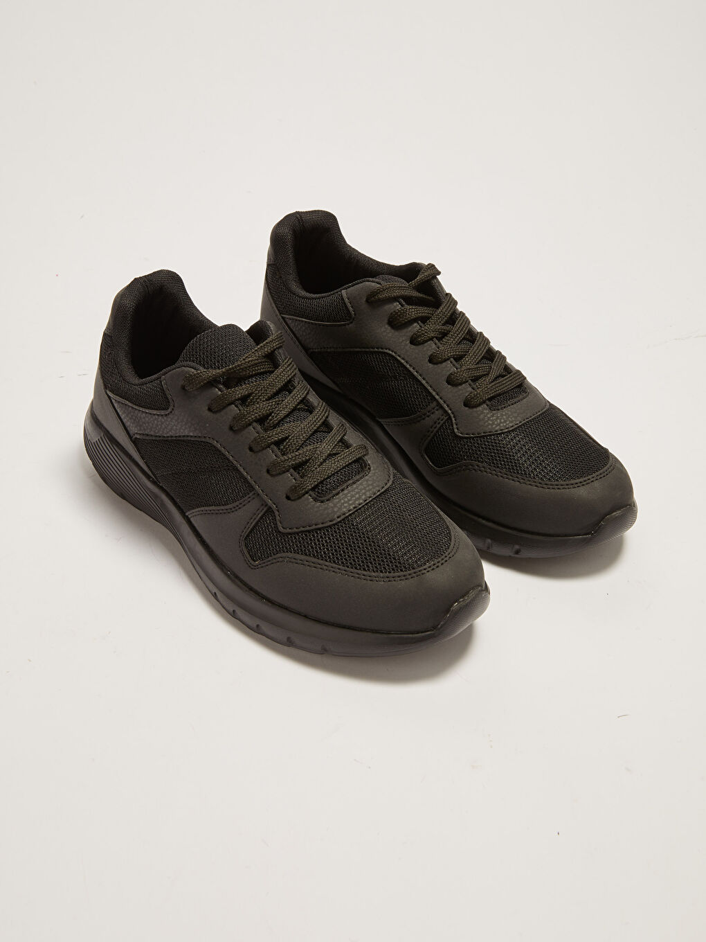 Siyah File Detaylı Bağcıklı Erkek Aktif Spor Ayakkabı