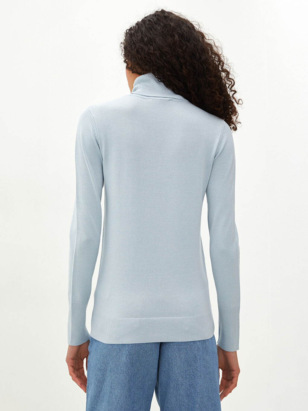 Әйелдерге арналған трикотаж биік жағалы стандартты пішім ұзын жең жұқа жемпір-3