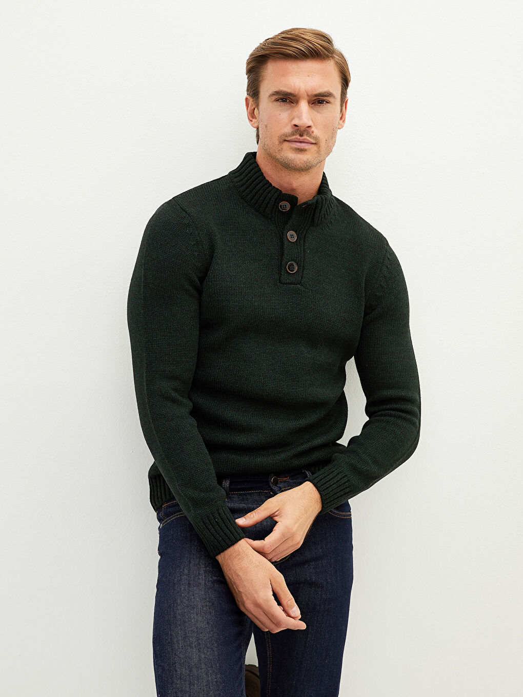 Džemper za Muškarce sa Rolkom na Kopčanje i Dugim Rukavima od Trikotaže-1