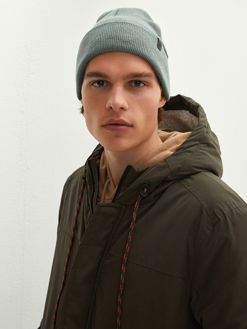 Haki Standart Kalıp Kapüşonlu Erkek Parka-4