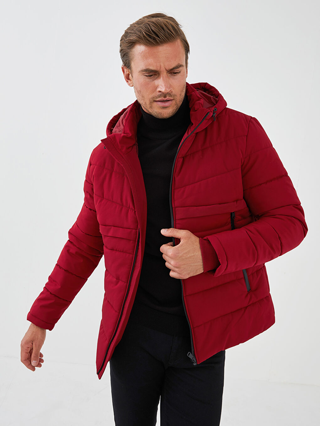 LCWAIKIKI Classic Opušteni kroj Uspravna kragna Debela Muška Puffer jakna -W12670Z8-A6J