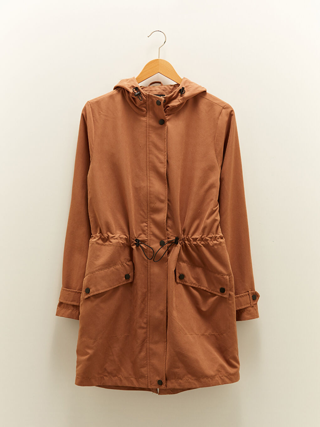 Kahverengi Kapüşonlu Düz Uzun Kollu İnce Kadın Mont-5