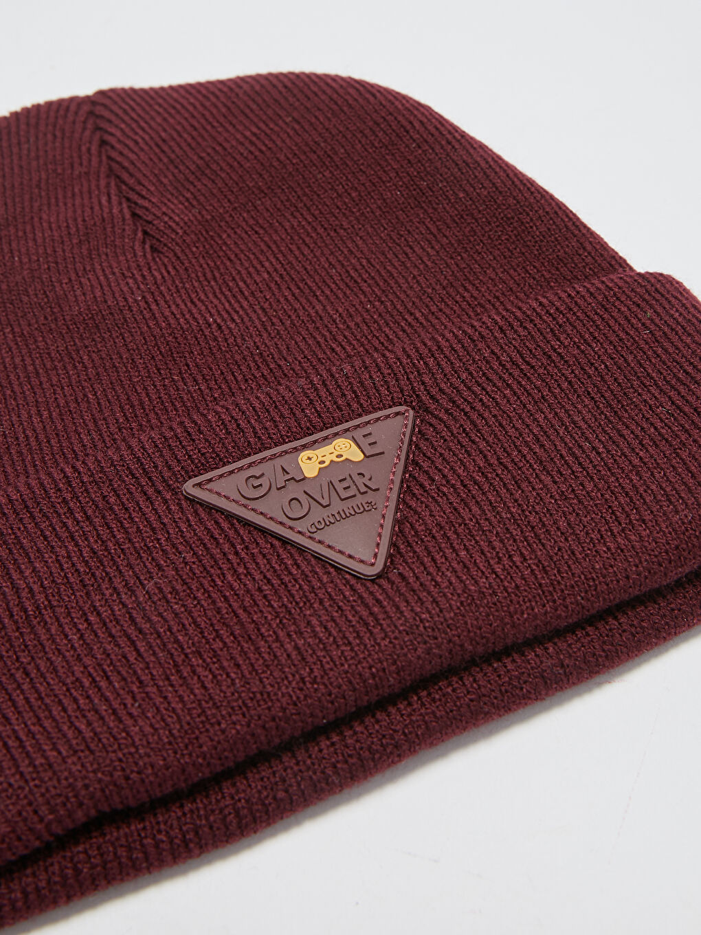 Жазуы бар ұл трикотаж бини шапкасы-1