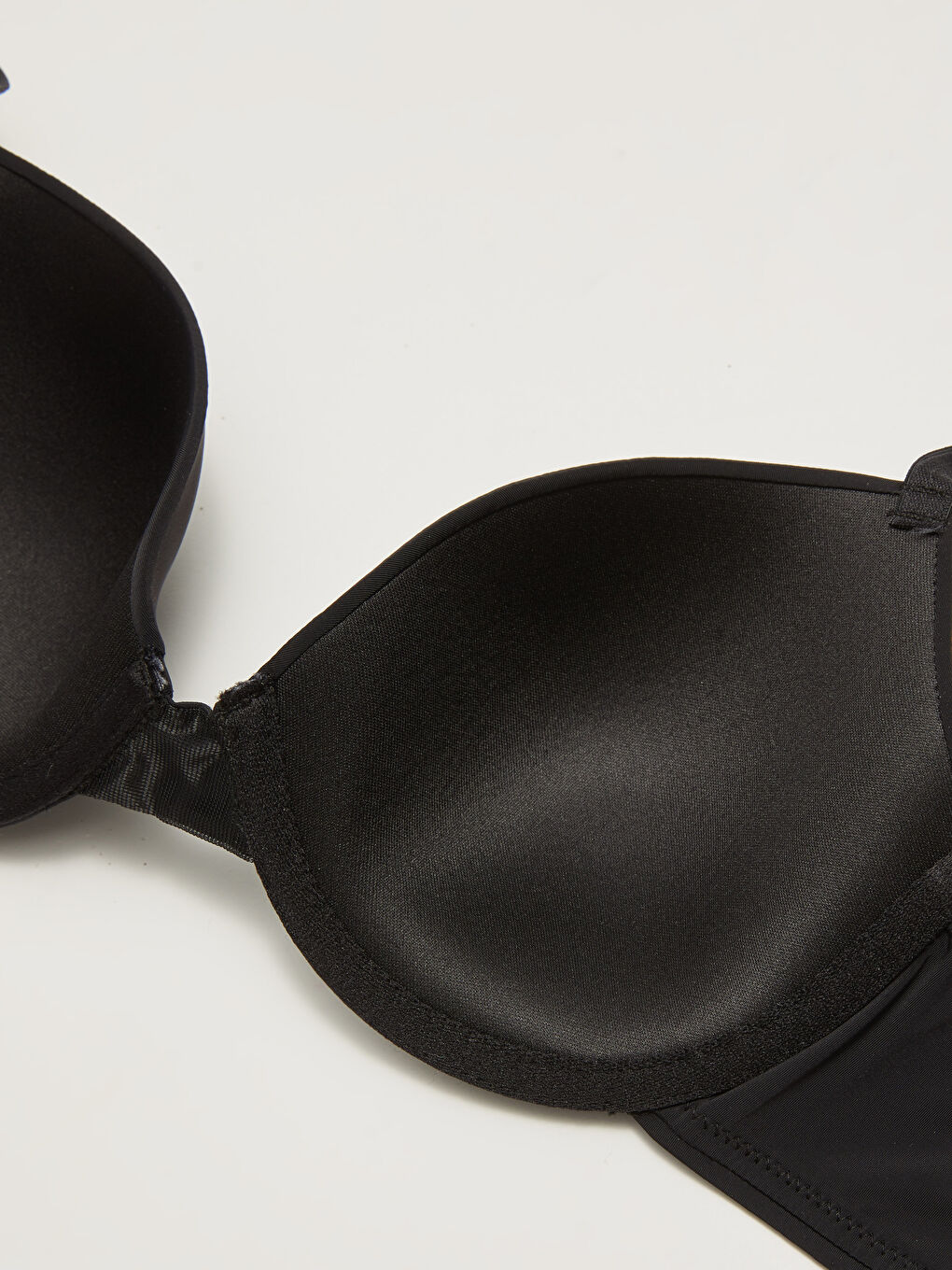 Siyah Balenli Dolgusuz Düz Tişört Sütyen-6