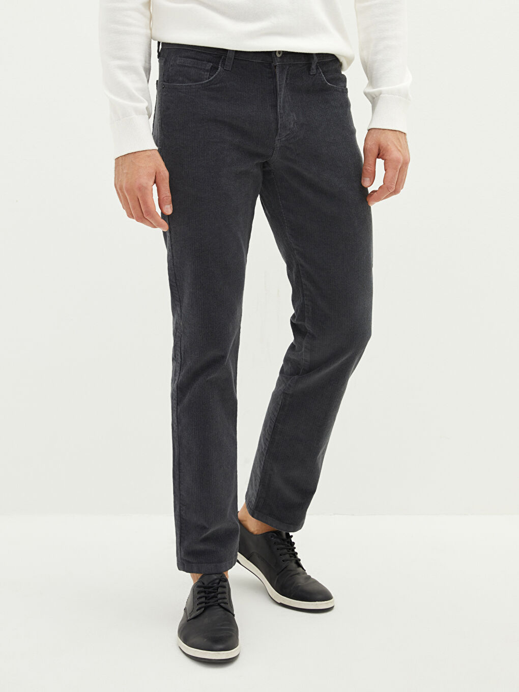 LCWAIKIKI Classic Standard Fit Velvet Men's Chino Trousers -W12768Z8-MDX