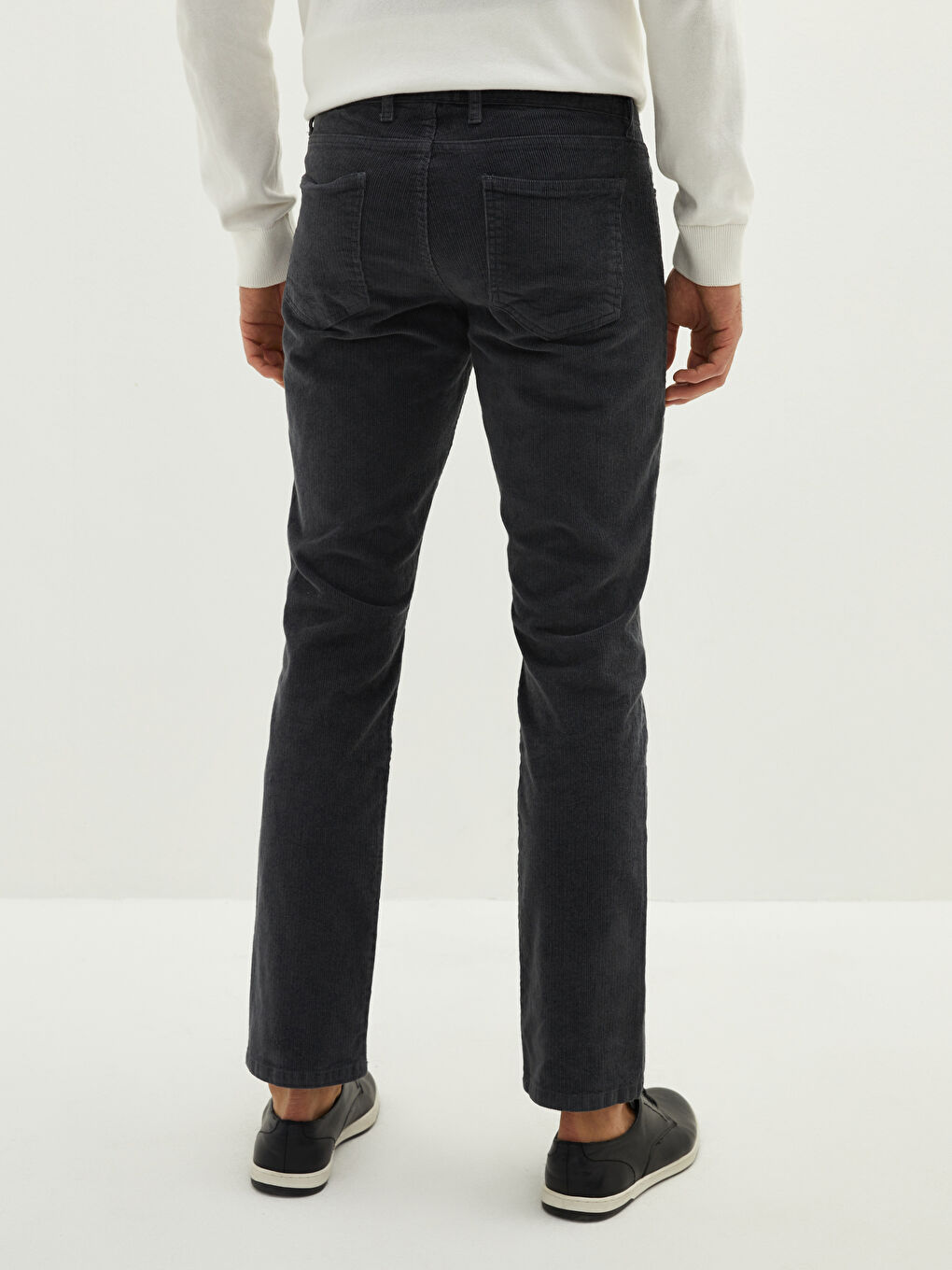 LCWAIKIKI Classic Standard Fit Velvet Men's Chino Trousers -W12768Z8-MDX
