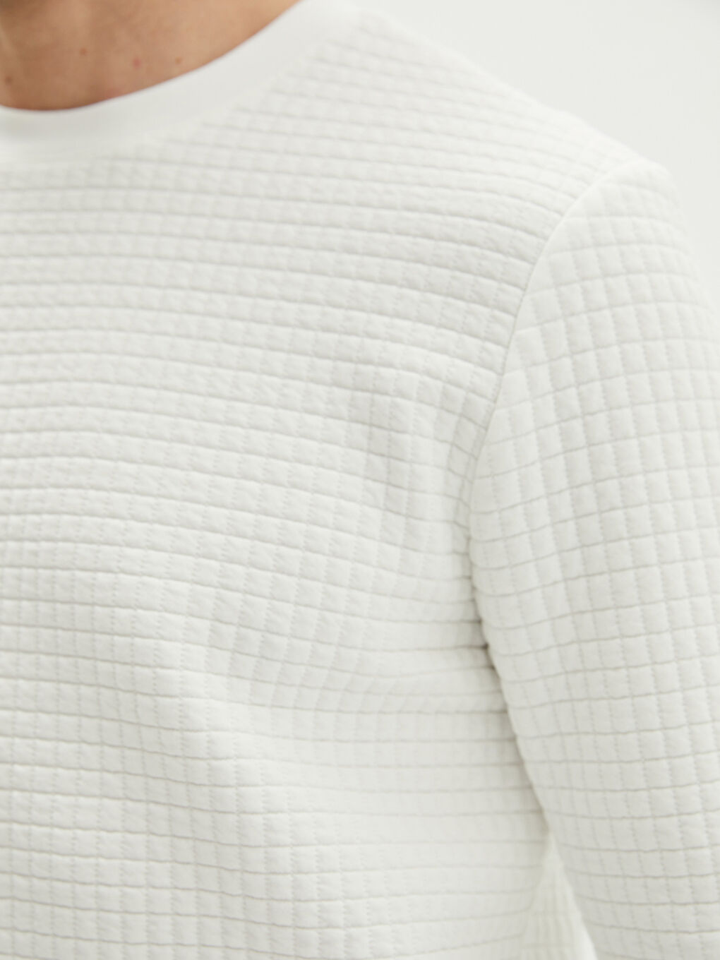 Ekru Bisiklet Yaka Uzun Kollu Erkek Sweatshirt-3