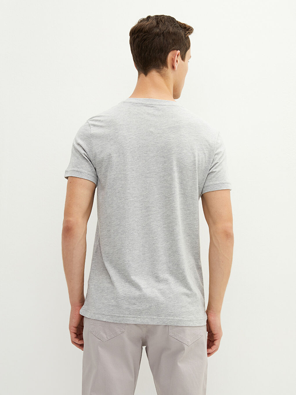 Gri Bisiklet Yaka Kısa Kollu Basic Penye Erkek Tişört-3