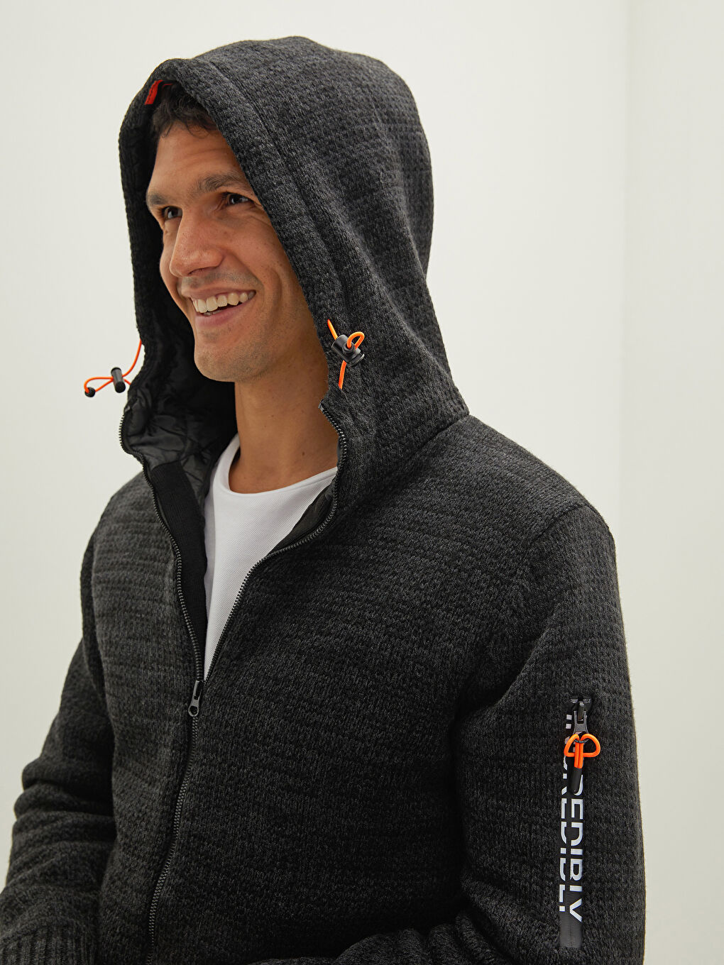 Slim Fit Hooded Long Sleeve Men's Knitwear Cardigan-2