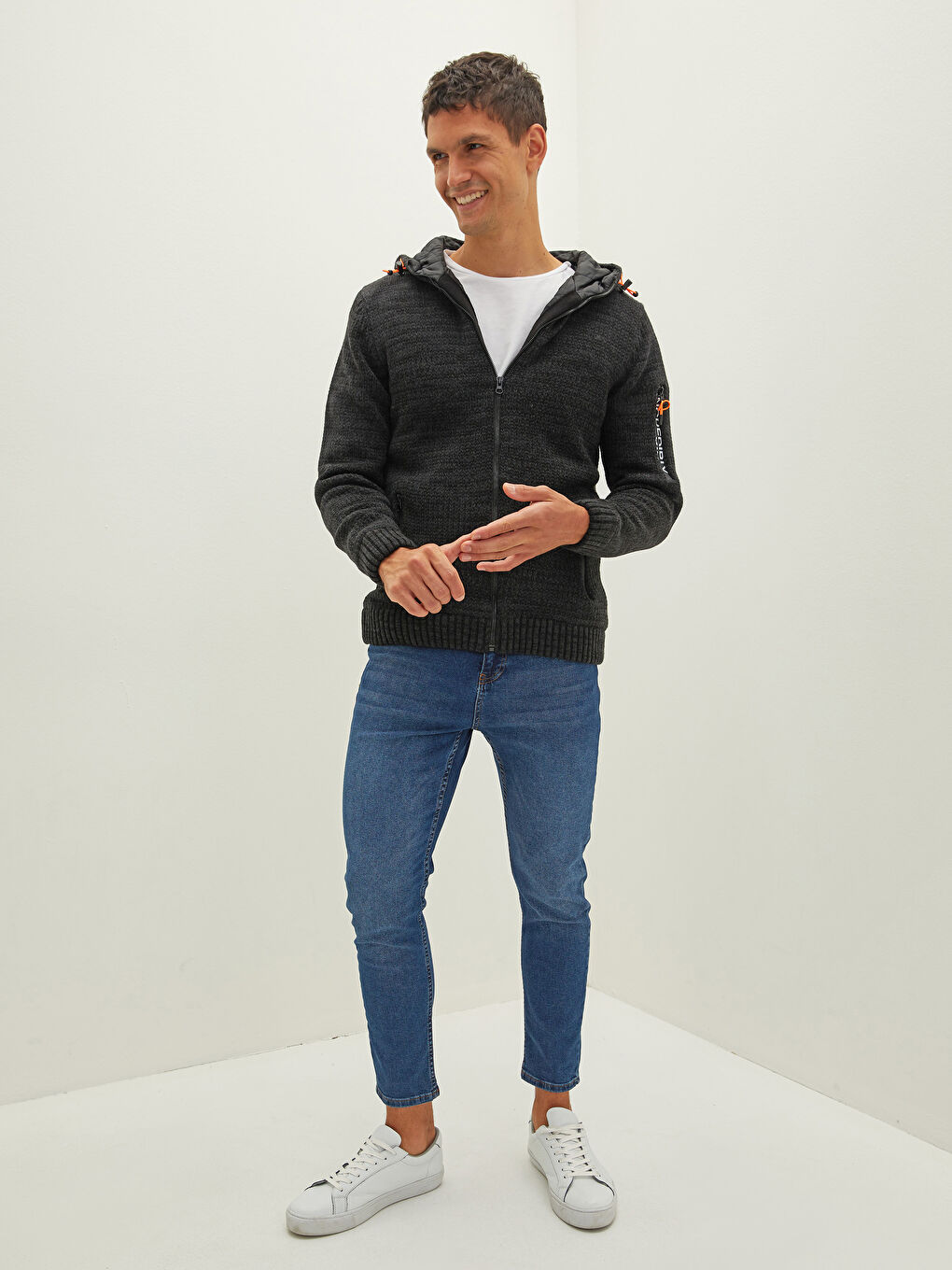 Slim Fit Hooded Long Sleeve Men's Knitwear Cardigan-4