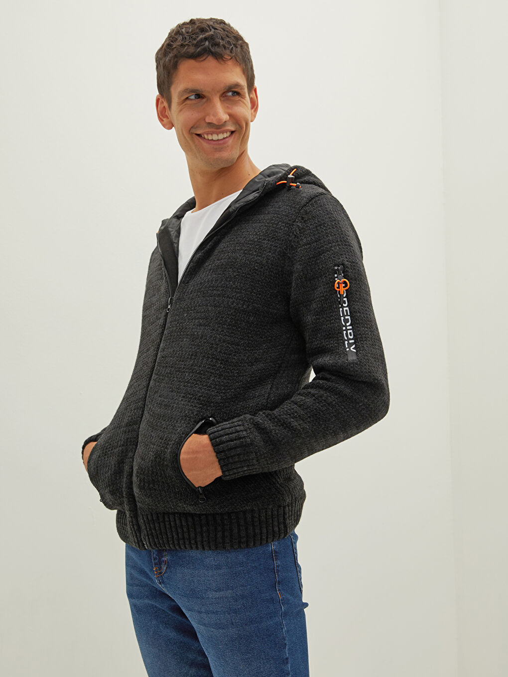 Slim Fit Hooded Long Sleeve Men's Knitwear Cardigan-1