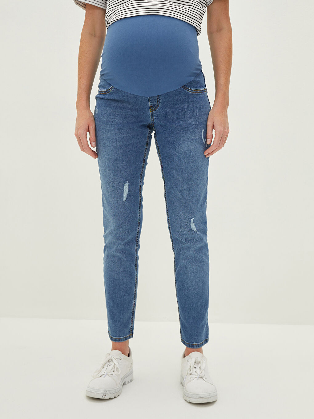 İndigo Karın Panelli Boyfriend Fit Yırtık Detaylı Hamile Rodeo Jean Pantolon-2